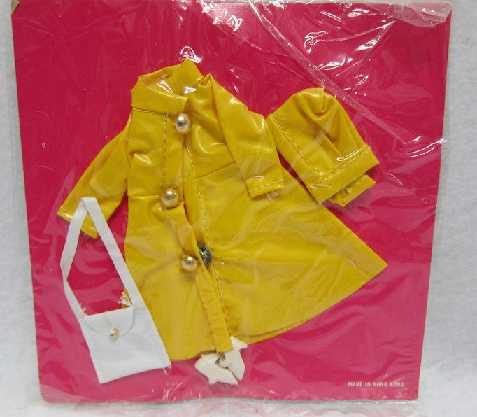 MW yellow rain coat