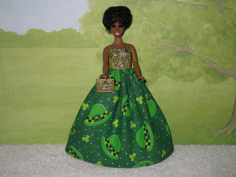 PARADE DAY gown with purse