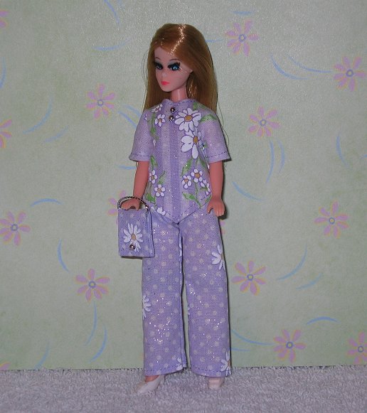 Daisy Purple Sparkle with purse