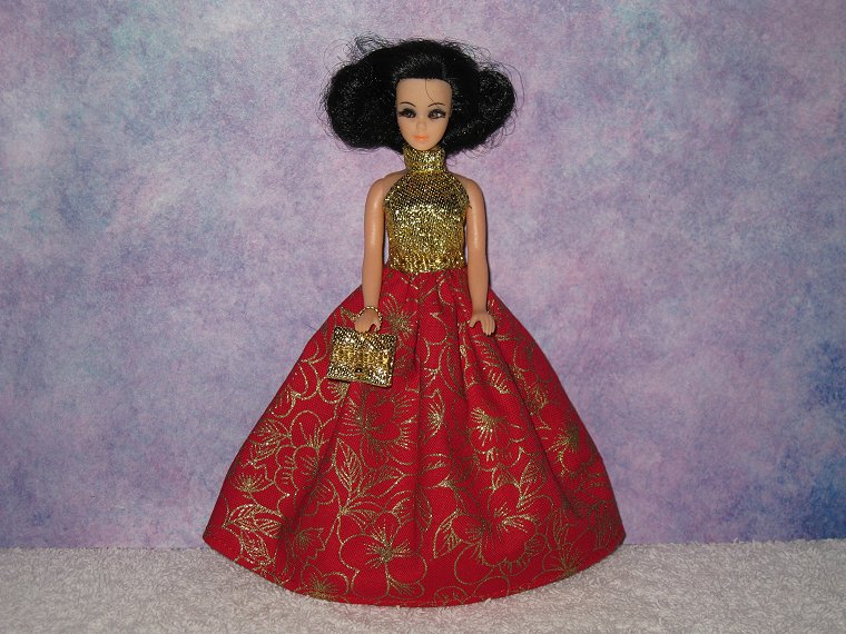 CRIMSON GLORY gown with purse