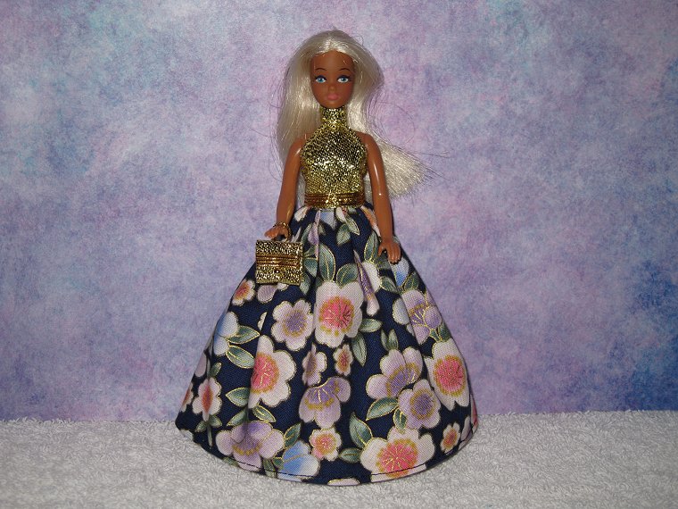 FLORAL DELIGHT gown with purse