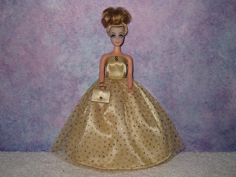 GOLD NUGGET gown with purse