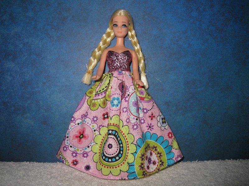 Crazy Daisies Gown