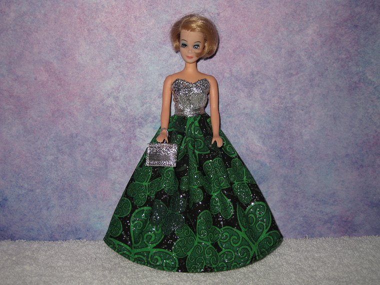 SHAMROCK SPARKLES gown with purse