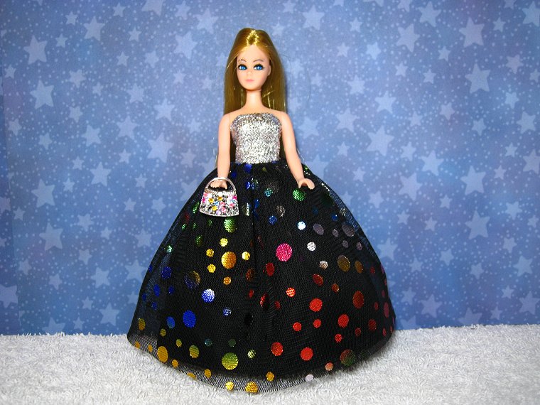Rainbow Circles gown with metal oblong purse