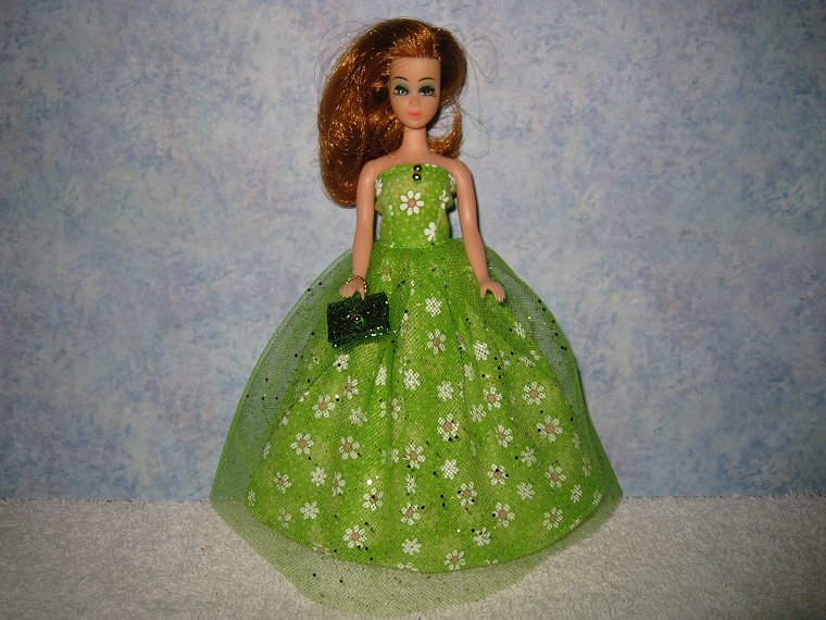  Green Daisy Gown with purse