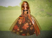 Leaves on green ballgown with purse