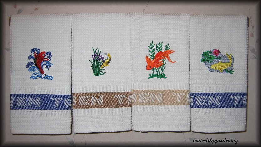 4 KOI kitchen towels
